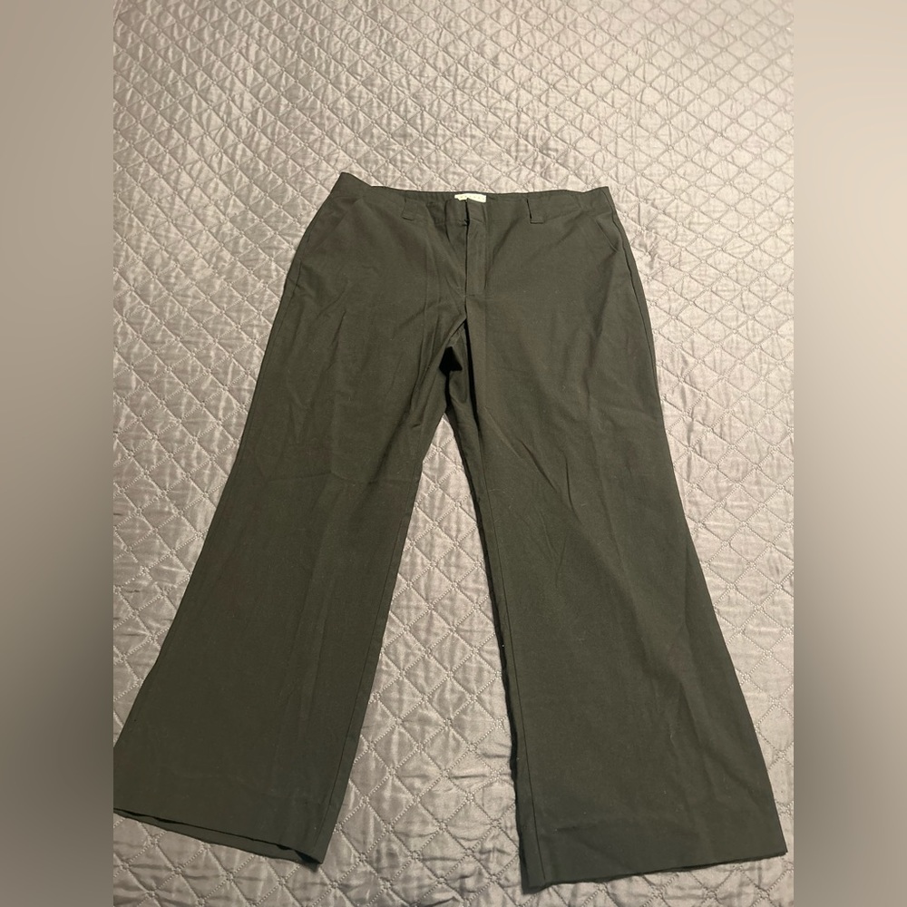 Old Navy stretch black trousers